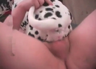 Filthy puppy is enjoying a deep penetration